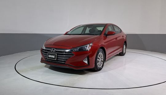 Hyundai • Elantra