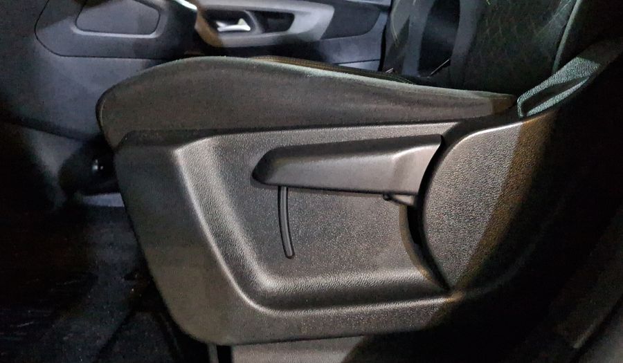 Peugeot Rifter 1.6 HDI ALLURE Minivan 2021