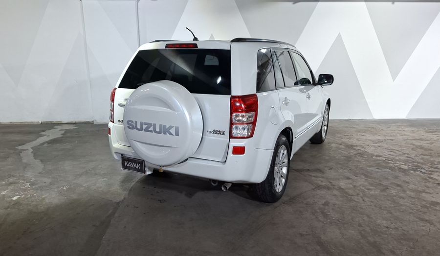 Suzuki Grand Vitara 2.4 L4 GLS AT 4WD Suv 2014