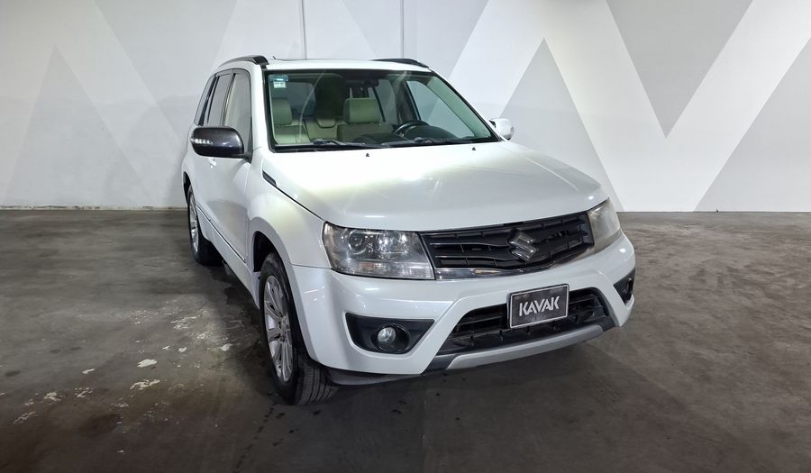 Suzuki Grand Vitara 2.4 L4 GLS AT 4WD Suv 2014
