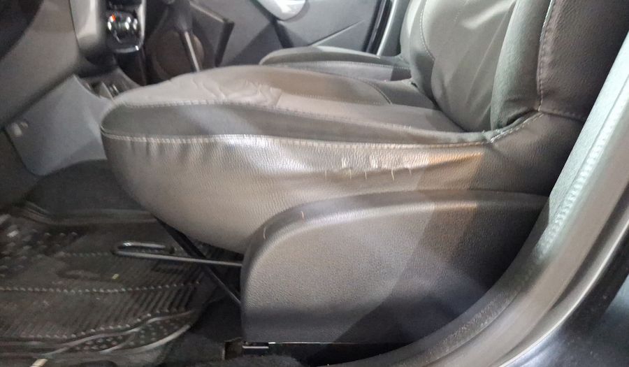 Renault Duster 2.0 DYNAMIQUE MEDIA NAV AT Suv 2015