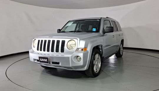 Jeep • Patriot