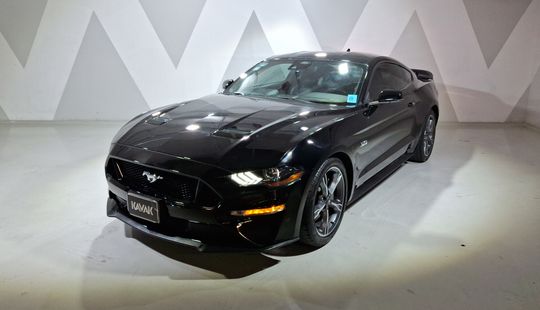 Ford • Mustang