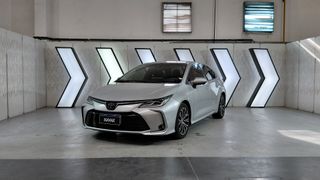 Toyota • Corolla