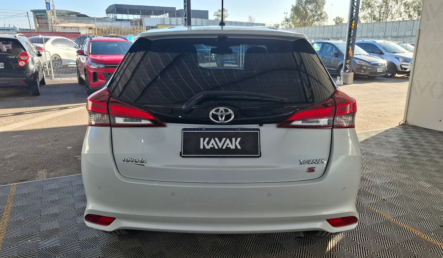 Toyota Yaris 1.5 S CVT Hatchback 2026