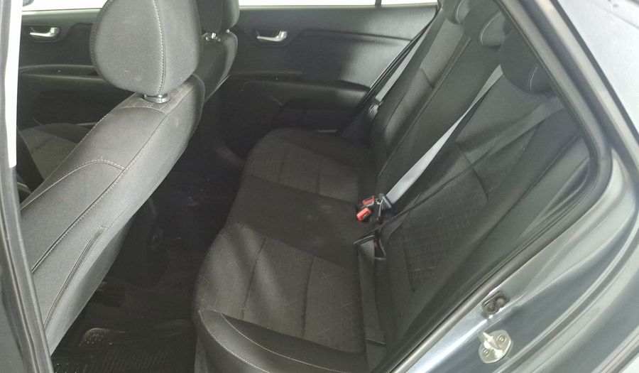 Kia Rio 4 1.4 LX AC Sedan 2019
