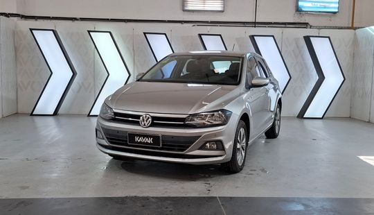 Volkswagen • Polo