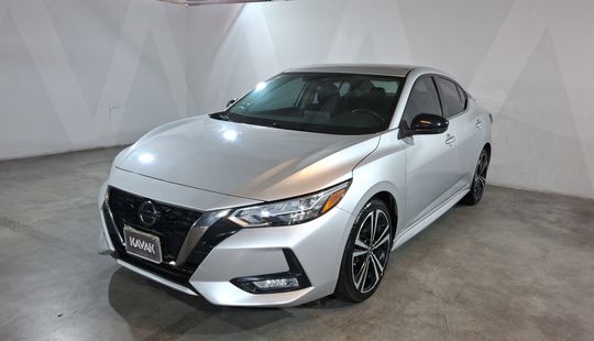 Nissan • Sentra