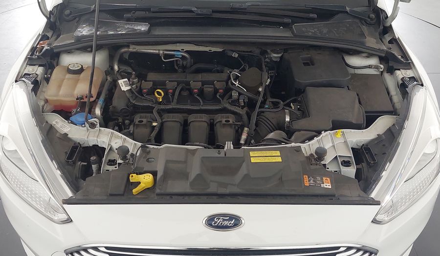 Ford Focus 2.0 TITANIUM AT Hatchback 2016