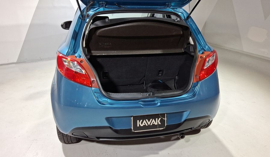 Mazda 2 1.5 TOURING TA Hatchback 2013