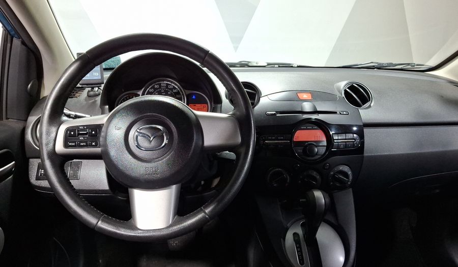 Mazda 2 1.5 TOURING TA Hatchback 2013