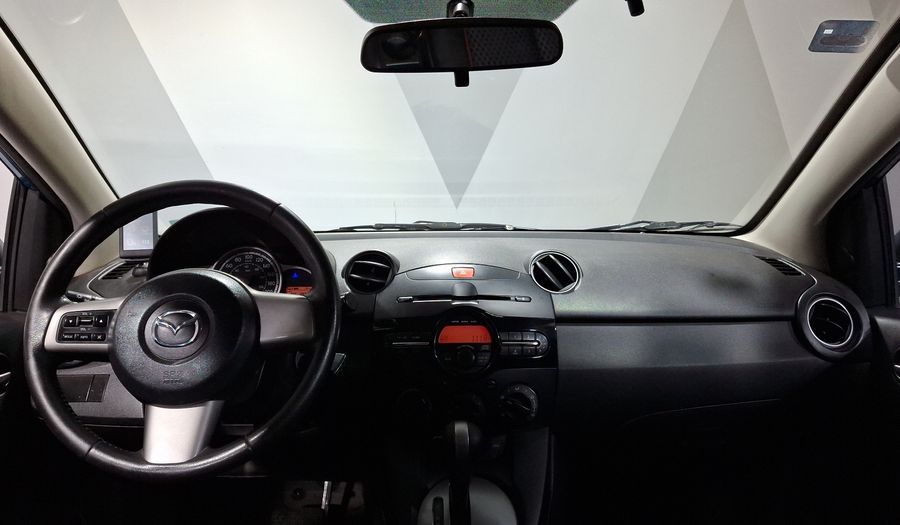 Mazda 2 1.5 TOURING TA Hatchback 2013
