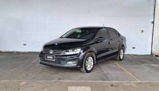 Volkswagen • Polo