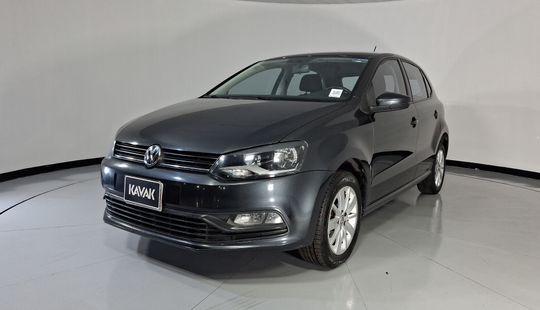 Volkswagen • Polo