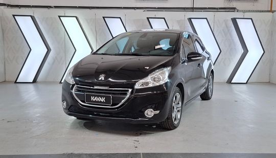 Peugeot • 208