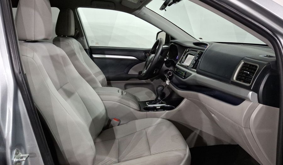 Toyota Highlander 3.5 LE AUTO Suv 2019