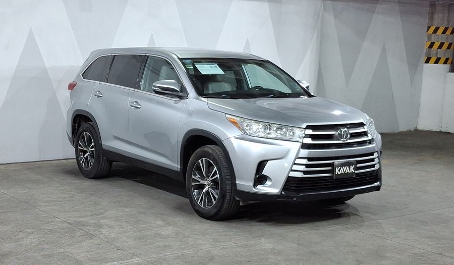 Toyota Highlander 3.5 LE AUTO Suv 2019