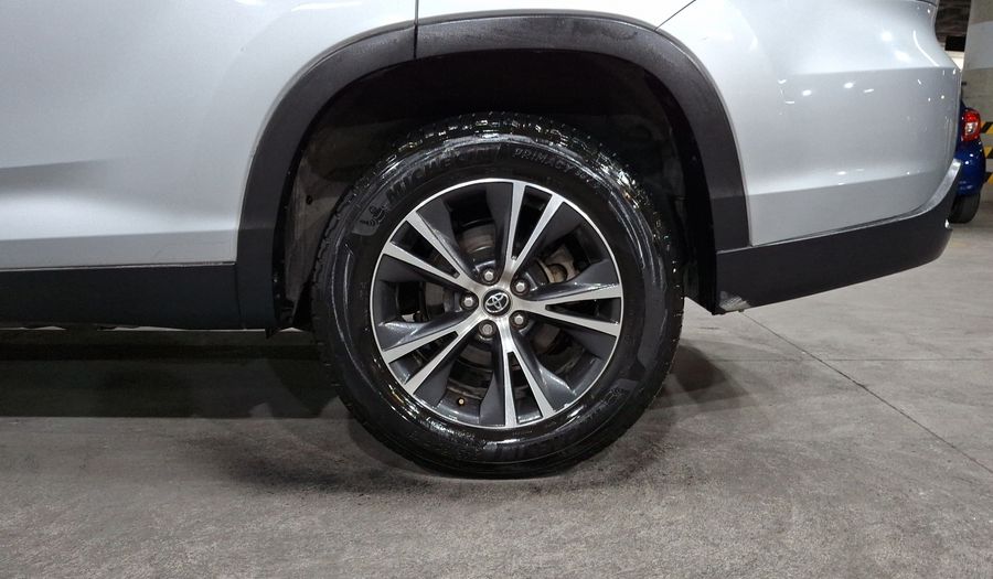 Toyota Highlander 3.5 LE AUTO Suv 2019