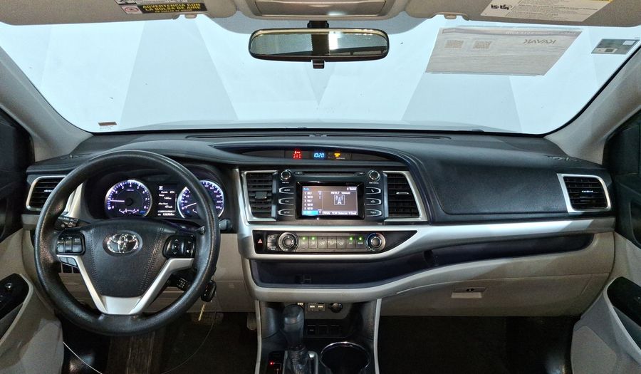 Toyota Highlander 3.5 LE AUTO Suv 2019