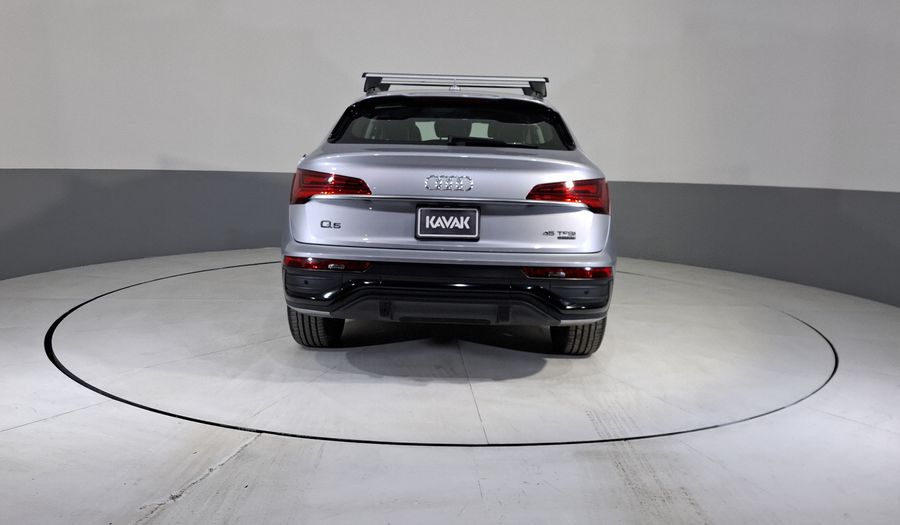 Audi Q5 Sportback 2.0 MHEV SB 45 TFSI SELECT DCT 4WD Suv 2024