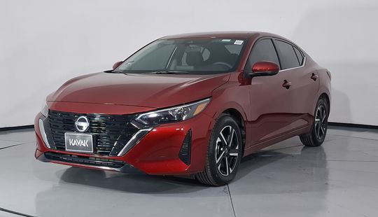 Nissan • Sentra