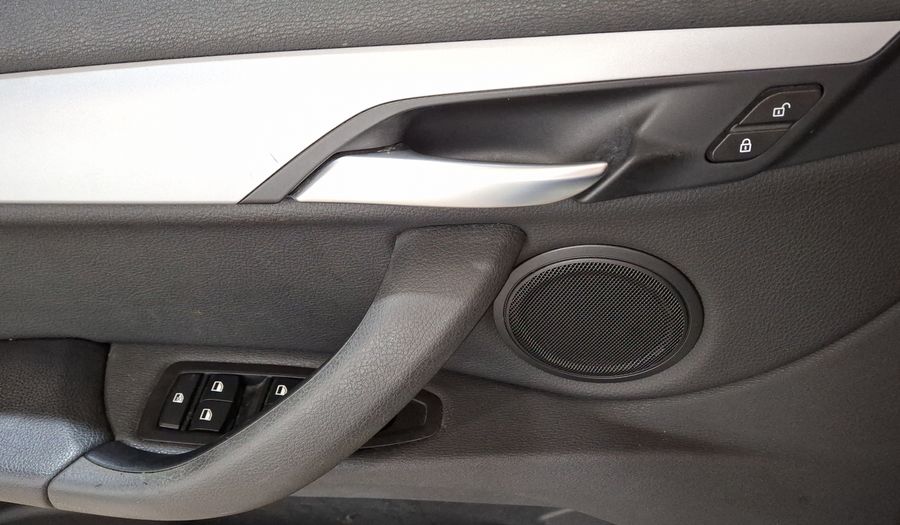 Bmw X1 1.5 SDRIVE18IA AT Suv 2017