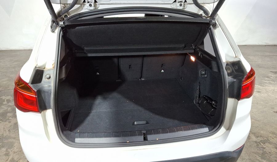 Bmw X1 1.5 SDRIVE18IA AT Suv 2017