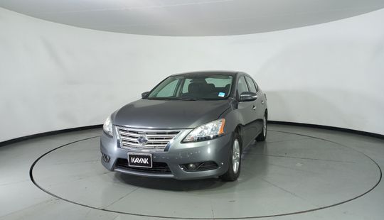 Nissan • Sentra