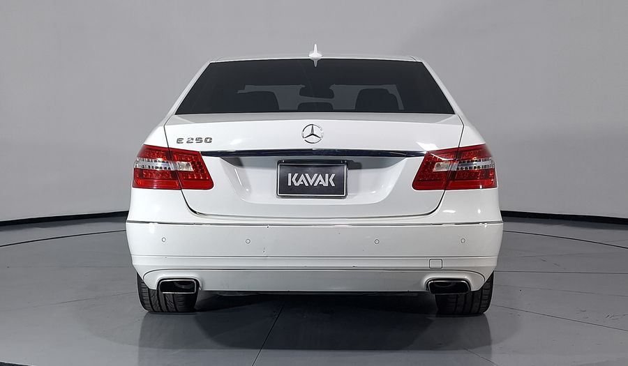 Mercedes Benz Clase E 1.8 250 CGI AVANTGARDE AT Sedan 2012