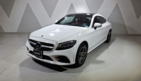 Mercedes Benz • Clase C