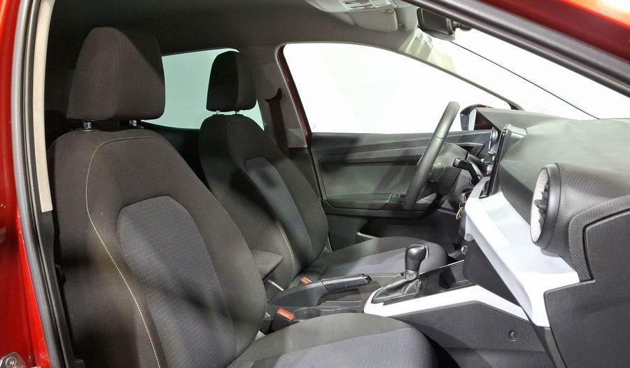 Seat Arona 1.6 STYLE AUTO Suv 2024