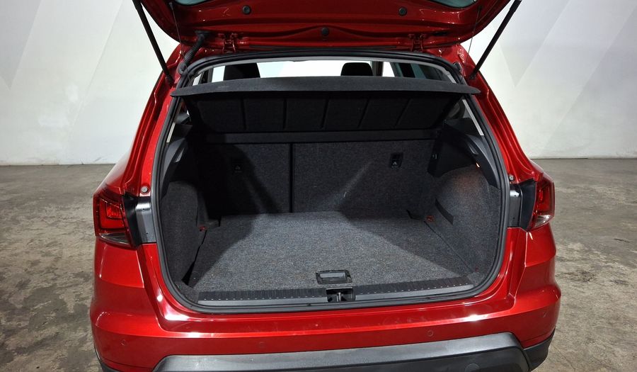 Seat Arona 1.6 STYLE AUTO Suv 2024