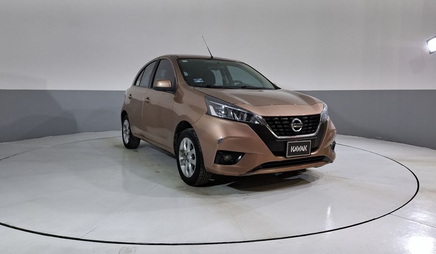 Nissan March 1.6 ADVANCE Hatchback 2021