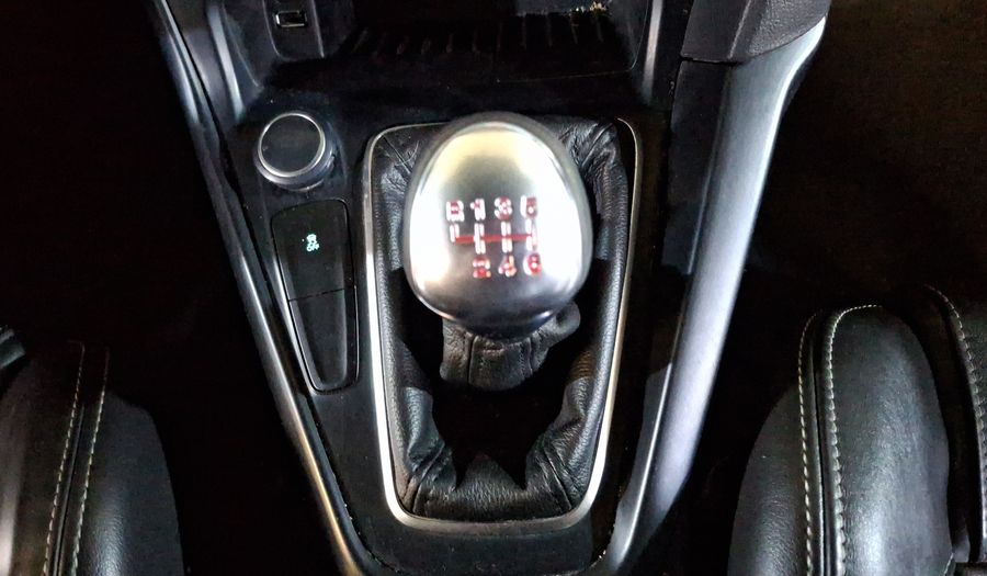 Ford Focus 2.0 ST TM Hatchback 2015