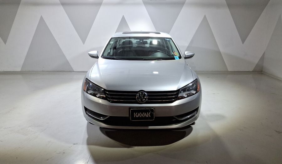 Volkswagen Passat 2.5 SPORTLINE TIPTRONIC Sedan 2012