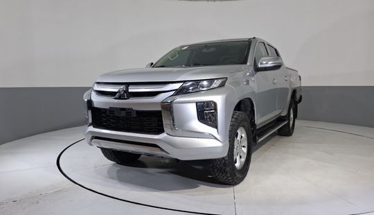 Mitsubishi • L200