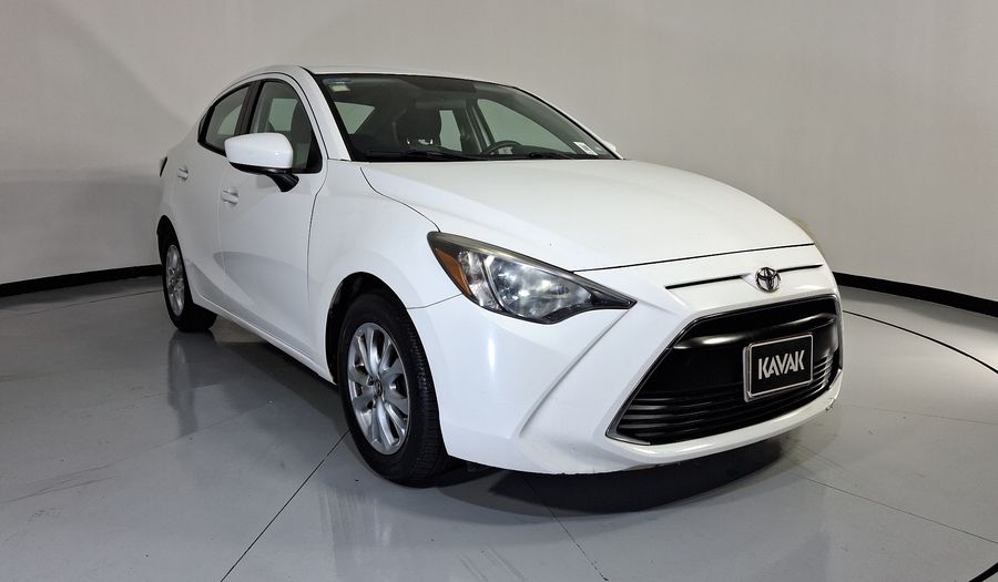Toyota Yaris 1.5 R MID MT Sedan 2016