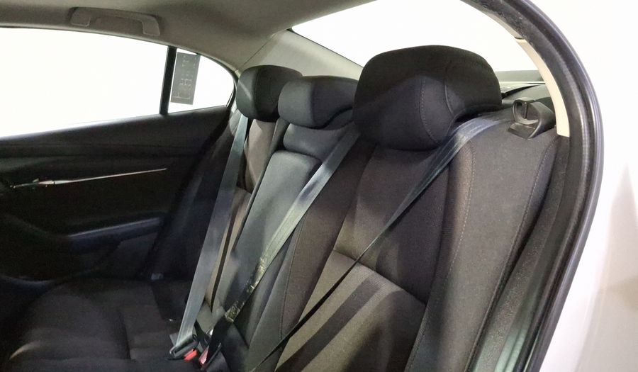 Mazda 3 2.5 I SPORT AUTO Sedan 2021