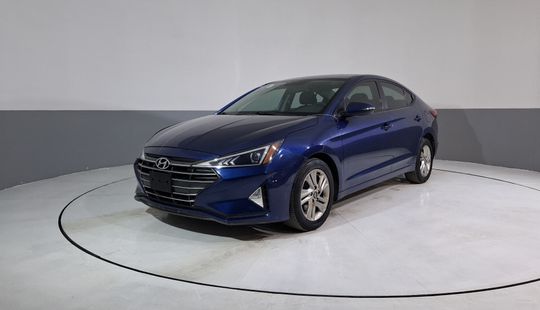 Hyundai • Elantra