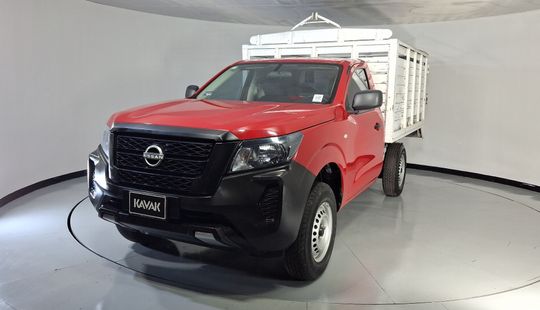 Nissan • NP300