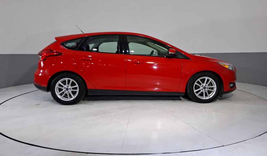 Ford Focus 2.0 SE AUTO Hatchback 2017