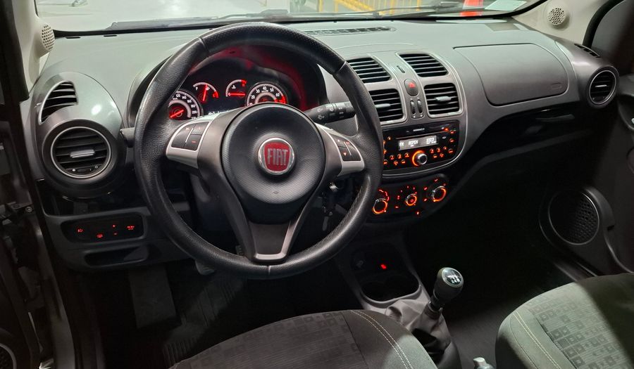 Fiat Palio 1.4 ATTRACTIVE Hatchback 2017