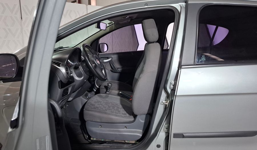 Fiat Palio 1.4 ATTRACTIVE Hatchback 2017