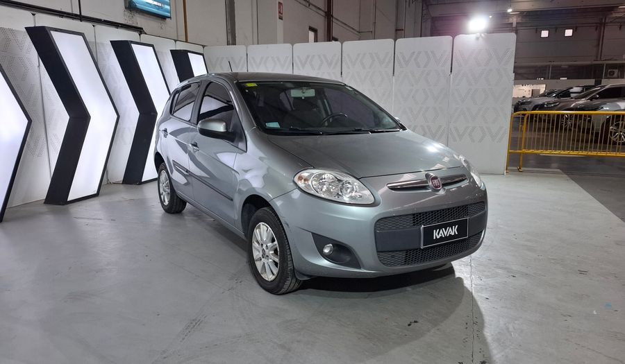 Fiat Palio 1.4 ATTRACTIVE Hatchback 2017