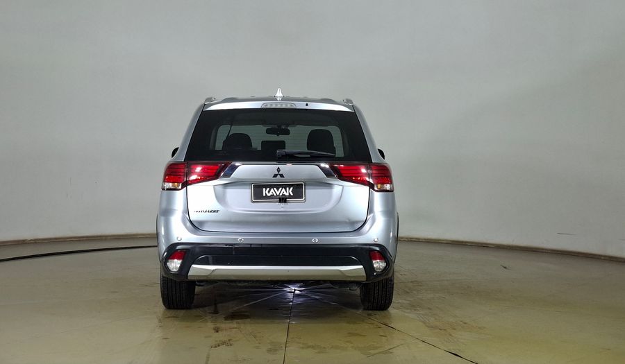 Mitsubishi Outlander 2.0 CVT Suv 2017