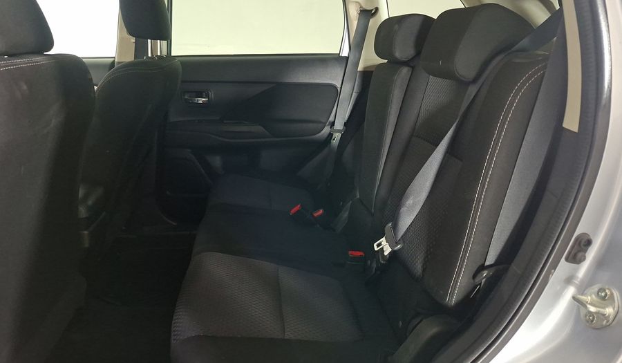 Mitsubishi Outlander 2.0 CVT Suv 2017