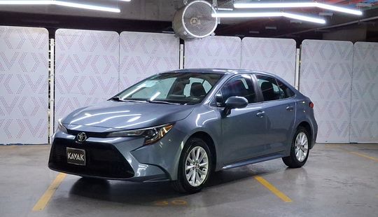 Toyota • Corolla