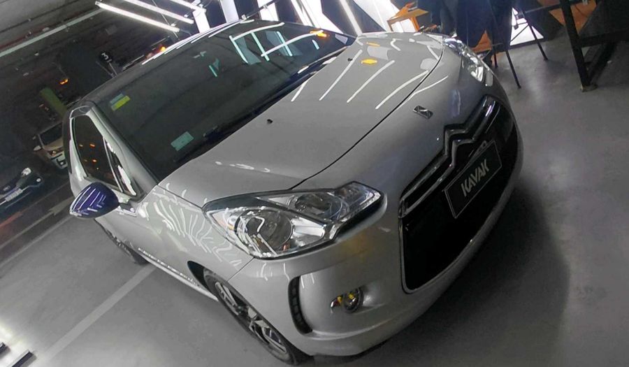 Ds 3 1.6 SO CHIC Hatchback 2015