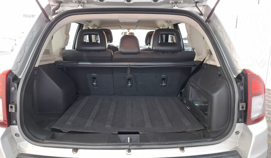 Jeep Compass 2.4 SPORT AUTO 4WD Suv 2013