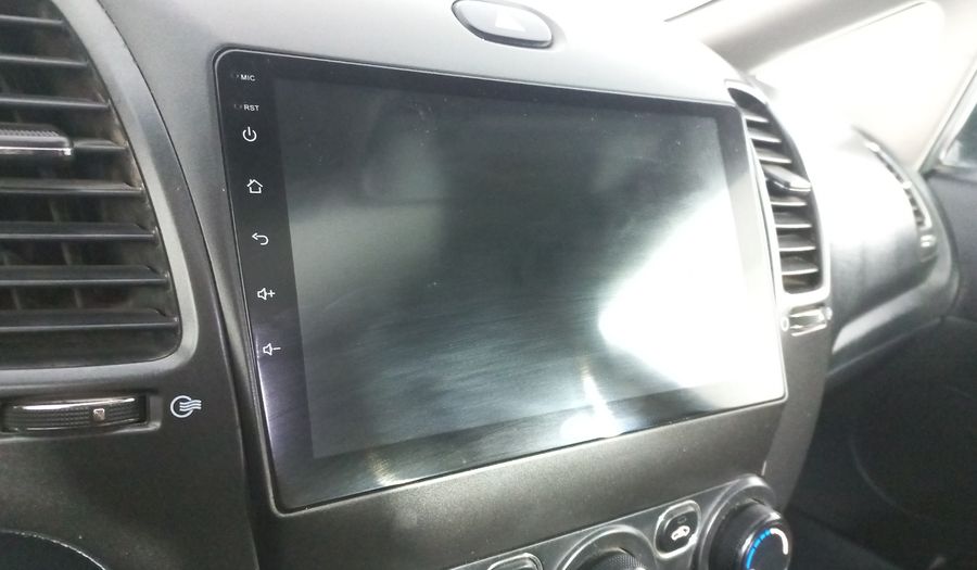 Kia Forte 2.0 L MT Sedan 2017